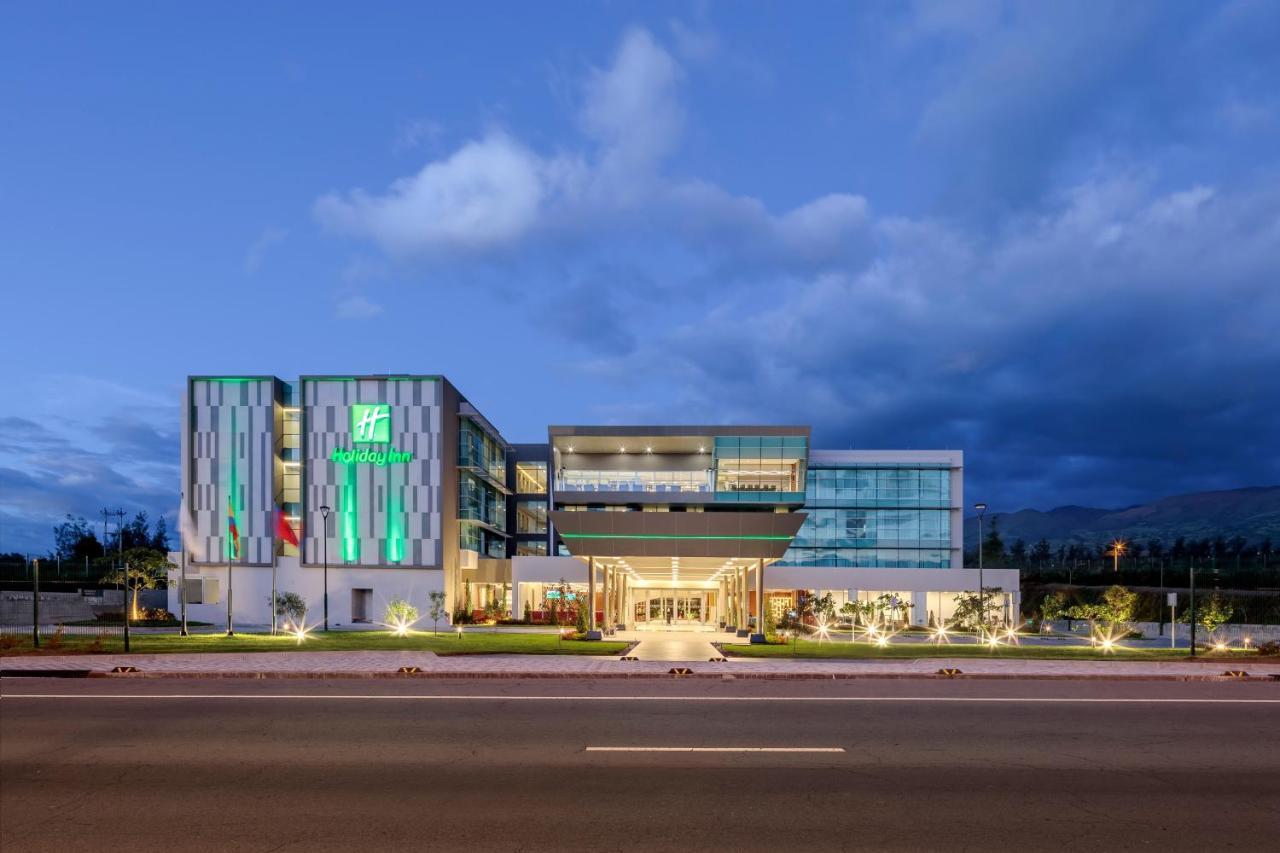 Holiday Inn - Quito Airport By Ihg Tababela Eksteriør bilde The new building of the University of La Rioja, in Logroño.